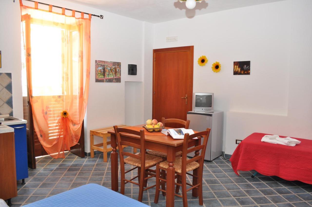 Case Albergo Al Cortiletto リカータ 部屋 写真